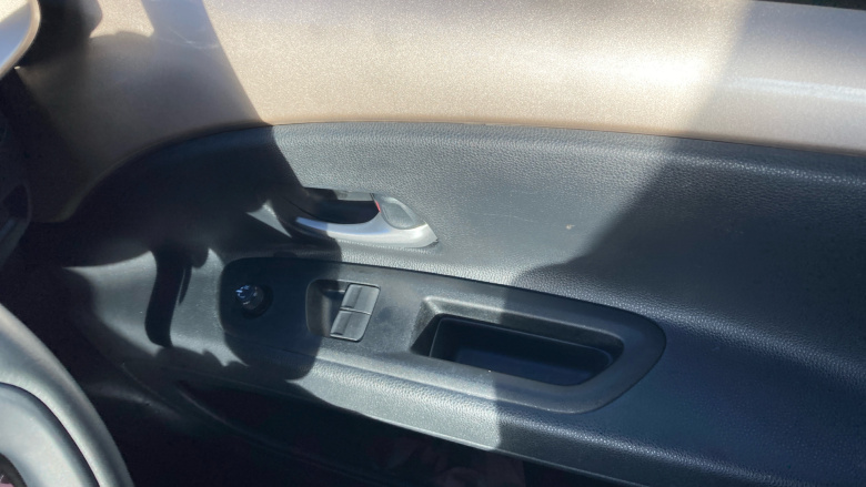 Toyota Aygo X 1.0 VVT-i Edge 5dr [Parking] Petrol Hatchback